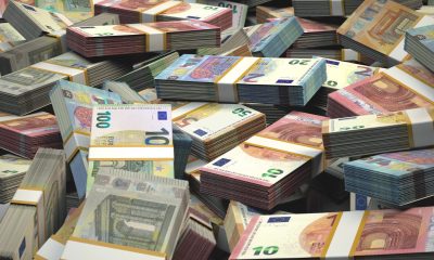 euro-banknotes-money-bundles-2022-04-12-06-46-44-utc